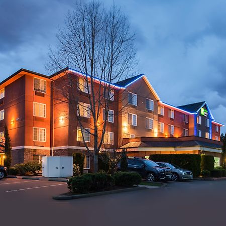 فندق فندق وأجنحة هوليداي إن إكسبريس بورتلاند - جانتزين بيتش المظهر الخارجي الصورة